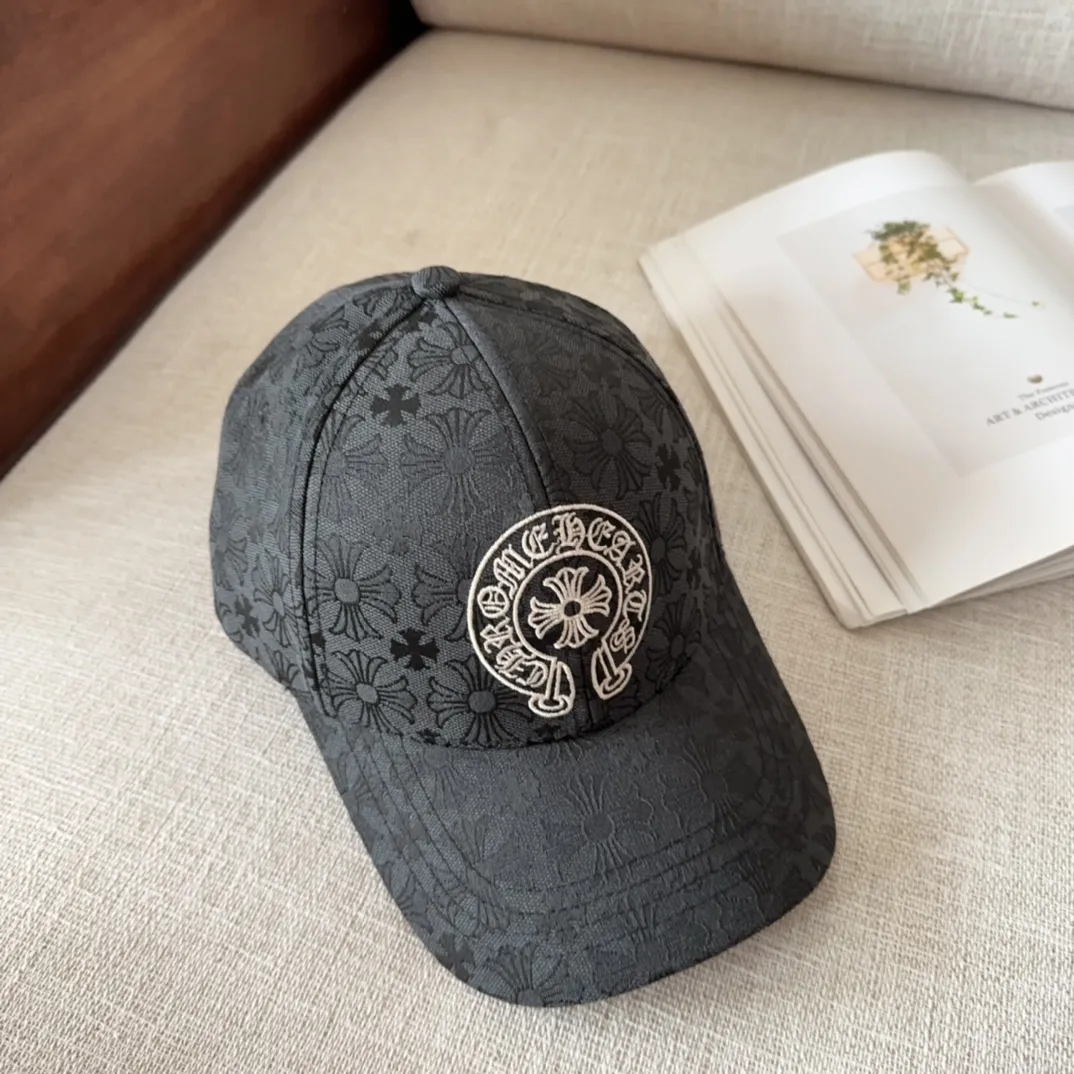 💰50 Crow Heart🆕Spring baseball cap, personalized and fashionable, classic cross logo, casual with a cool feeling, unisex style, same style for men and women! Various colors, very easy to match!